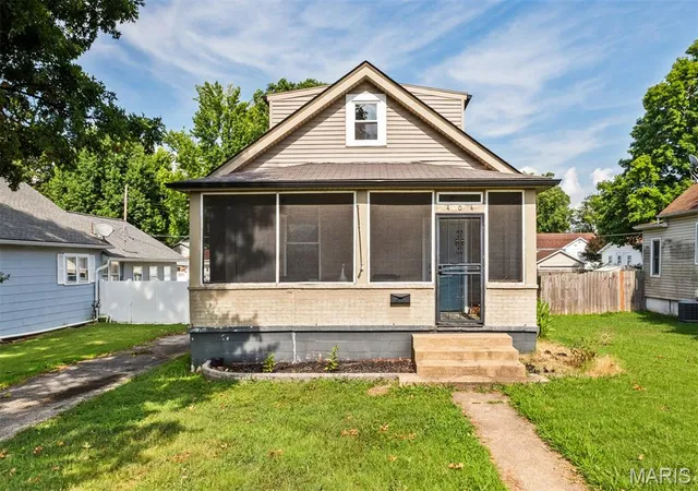 3rd image of 404 Jefferson Ave, Crystal City, MO 63019 | MLS# MIS26046848