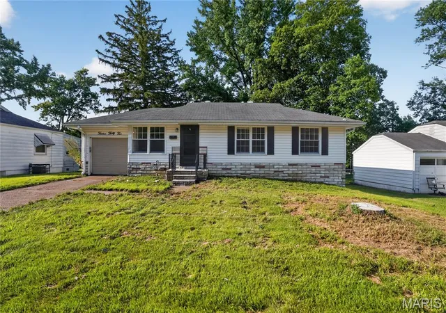 Photo 2 of Sale Pending at 1232 Addison Dr, Saint Louis, MO 63137 | MLS# MIS26046927 | Listing updated on 2026-08-21