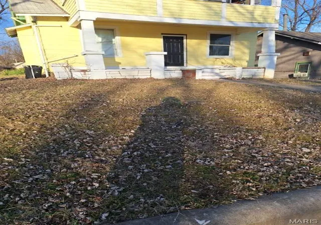 2nd image of 215 Division St, Hannibal, MO 63401 | MLS# MIS26046928