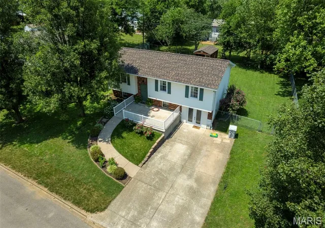 2nd image of 501 Louise St, Farmington, MO 63640 | MLS# MIS26046931