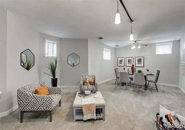 3rd image of 4256 Maryland Ave #LLE, Saint Louis, MO 63108 | MLS# MIS26046945
