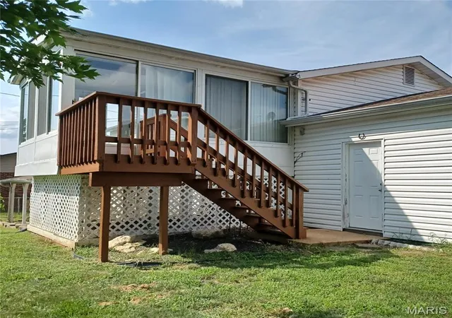 3rd image of 3285 Gwengreen Dr, Bridgeton, MO 63044 | MLS# MIS26046946