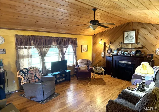 3rd image of 9468 State Hwy 19, Winona, MO 65588 | MLS# MIS26046987