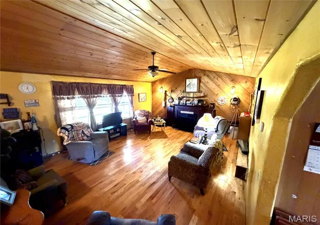 4th image of 9468 State Hwy 19, Winona, MO 65588 | MLS# MIS26046987