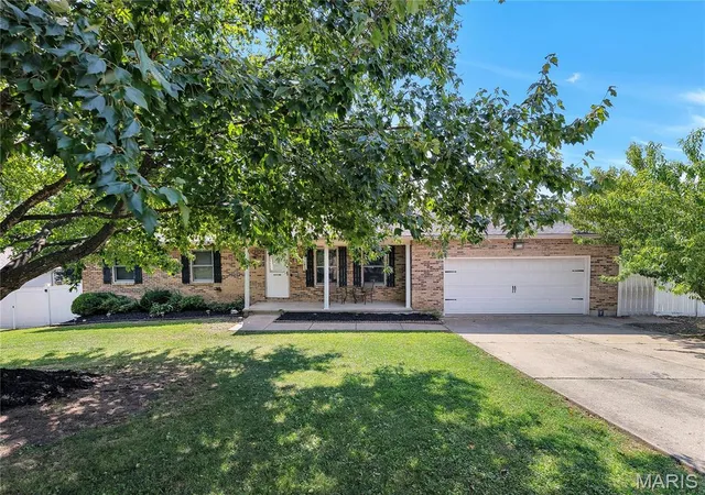 1st image of 7 Bittersweet Dr, Saint Clair, MO 63077 | MLS# MIS26047021