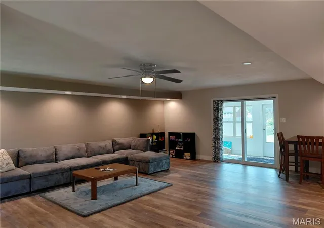 Photo 4 of Single family home for sale at 29 N Michigan Ave, Belleville, IL 62221 | MLS# MIS26047026 | Listing updated on 2026-08-01