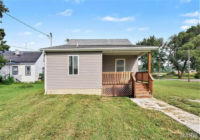 Photo 25 of Single family home for sale at 505 N 5th St, Dupo, IL 62239 | MLS# MIS26047033 | Listing updated on 2026-07-27