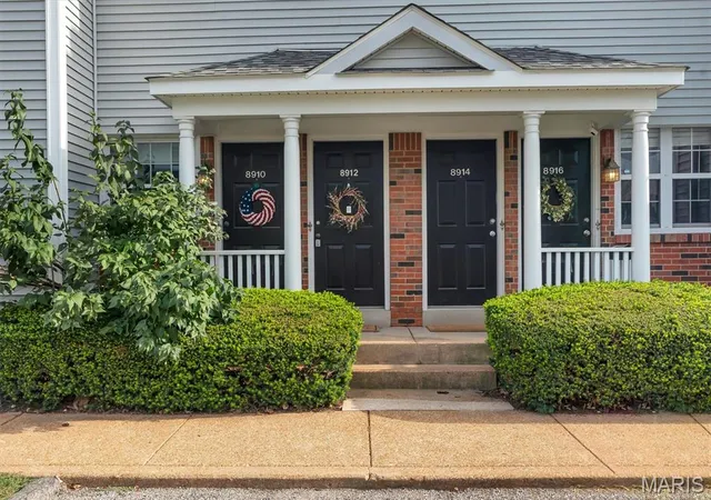 1st image of 8912 Eager Rd, Saint Louis, MO 63144 | MLS# MIS26047034