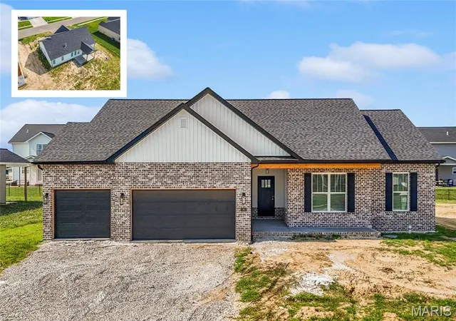 Photo 1 of Single family home for sale at 1365 Dove Hollow Ct, O'fallon, IL 62269 | MLS# MIS26047050 | Listing updated on 2026-09-07