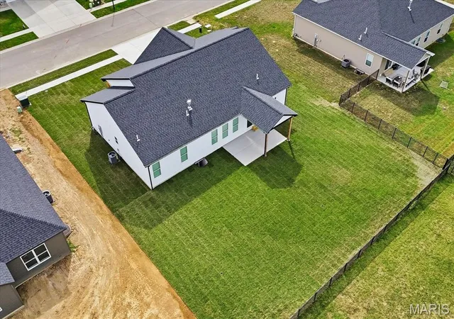 Photo 3 of Single family home for sale at 1365 Dove Hollow Ct, O'fallon, IL 62269 | MLS# MIS26047050 | Listing updated on 2026-10-02