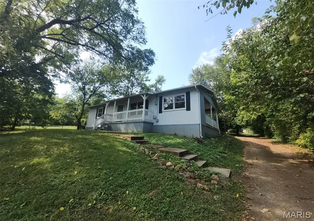 Photo 1 of Single family home for sale at 510 Marlowe St, Fredericktown, MO 63645 | MLS# MIS26047080 | Listing updated on 2026-10-22