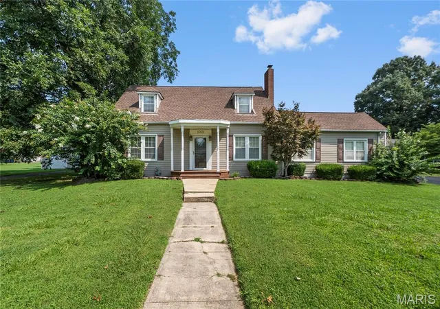 1st image of 1001 Davis St, New Madrid, MO 63869 | MLS# MIS26047093