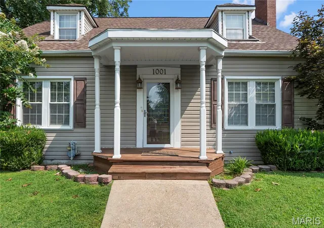 2nd image of 1001 Davis St, New Madrid, MO 63869 | MLS# MIS26047093