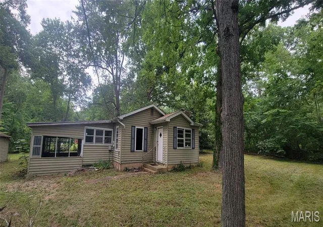 1st image of 655 Eldon Dr, Bismarck, MO 63624 | MLS# MIS26047100