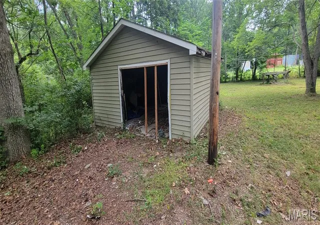 5th image of 655 Eldon Dr, Bismarck, MO 63624 | MLS# MIS26047100