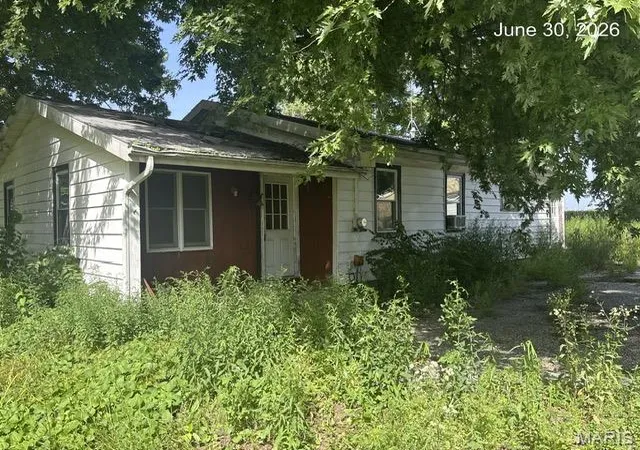 1st image of 631 1st St, Shipman, IL 62685 | MLS# MIS26047105