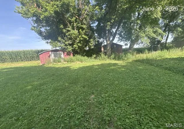 14th image of 631 1st St, Shipman, IL 62685 | MLS# MIS26047105