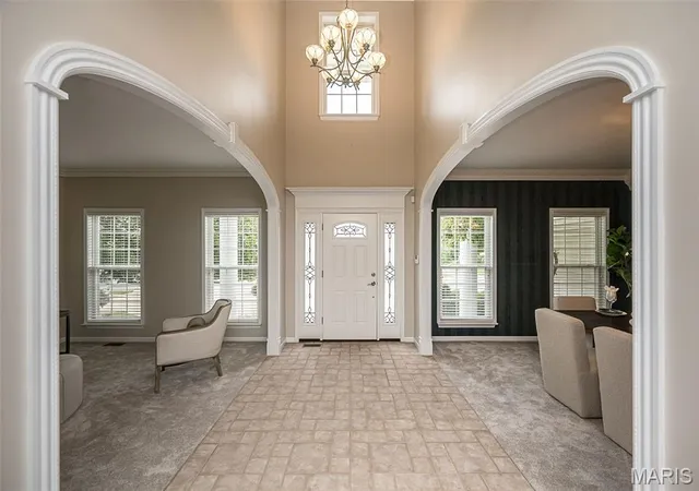 Photo 2 of Single family home for sale at 1517 Indian Hl Ln, Ballwin, MO 63021 | MLS# MIS26047122 | Listing updated on 2026-09-23