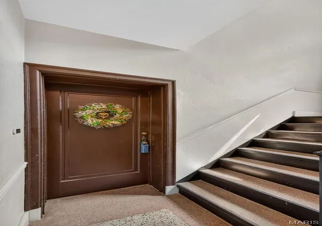 Photo 3 of Condo for sale at 7525 Buckingham Dr #2N, Saint Louis, MO 63105 | MLS# MIS26047140 | Listing updated on 2026-08-10