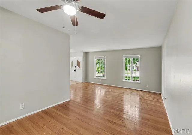 Photo 2 of Single family home for sale at 3665 Santiago Dr, Florissant, MO 63033 | MLS# MIS26047143 | Listing updated on 2026-09-28