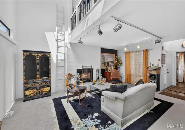 Photo 2 of Townhouse for sale at 11538 Sandy View Dr, St Louis, MO 63146 | MLS# MIS26047152 | Listing updated on 2026-08-14