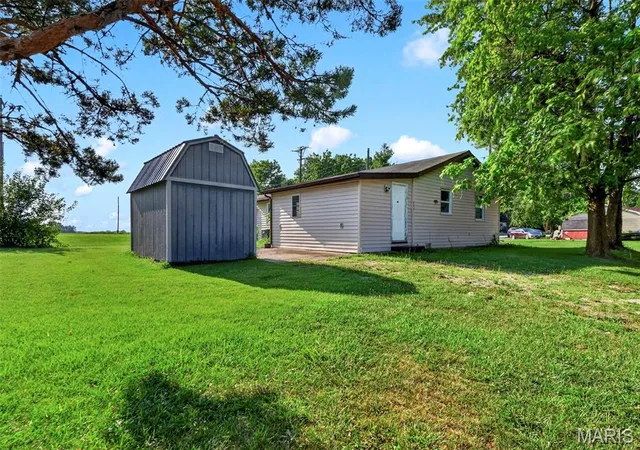 Photo 2 of Sale Pending at 501 E Booneslick Rd, Jonesburg, MO 63351 | MLS# MIS26047154 | Listing updated on 2026-08-10