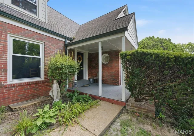 Single family home for sale at 7816 Blackberry Ave, Saint Louis, MO 63130 | MLS# MIS26047162