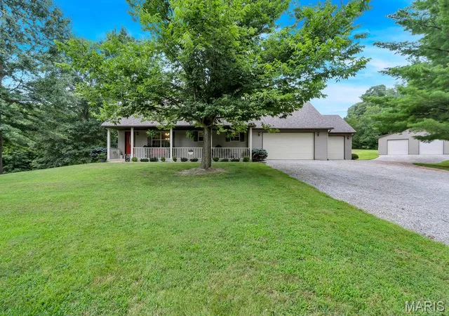 Photo 2 of Single family home for sale at 7303 S Fork Rd, Red Bud, IL 62278 | MLS# MIS26047166 | Listing updated on 2026-08-03