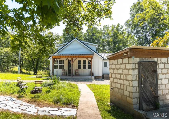 4th image of 25598 Co Road C-228, Norwood, MO 65717 | MLS# MIS26047167