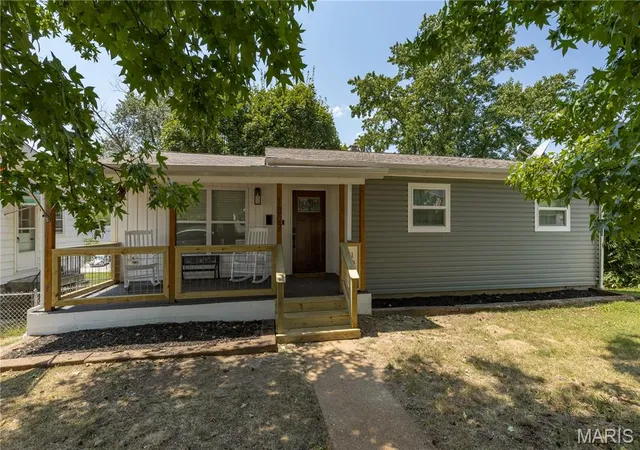 1st image of 1007 Lindsay Ave, Crystal City, MO 63019 | MLS# MIS26047193