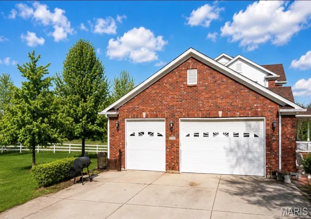 Photo 3 of Single family home for sale at 28699 Roelker Rd, Wright City, MO 63390 | MLS# MIS26047207 | Listing updated on 2026-08-14
