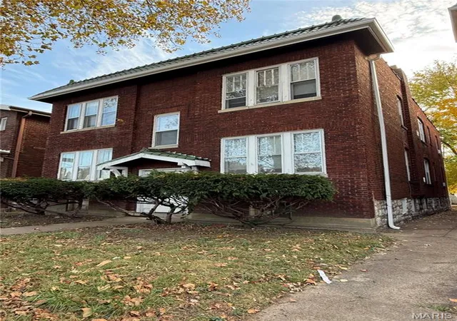 Photo 3 of Multi family home for sale at 5516 S Grand Blvd, Saint Louis, MO 63111 | MLS# MIS26047216 | Listing updated on 2026-08-19