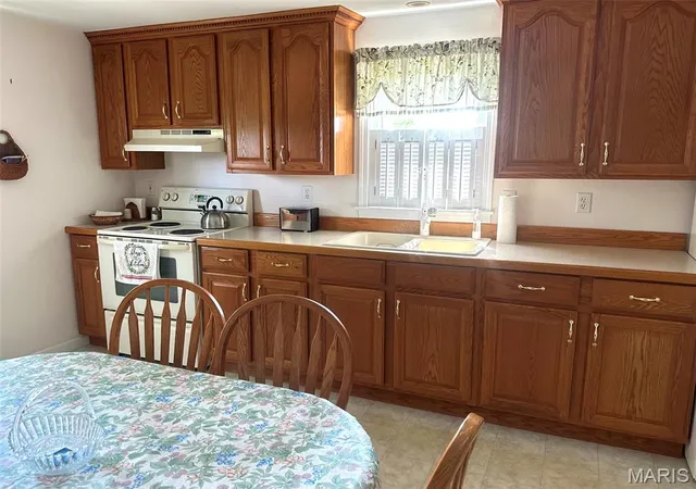 Photo 3 of Single family home for sale at 1174 Bieker Rd, Washington, MO 63090 | MLS# MIS26047236 | Listing updated on 2026-08-27