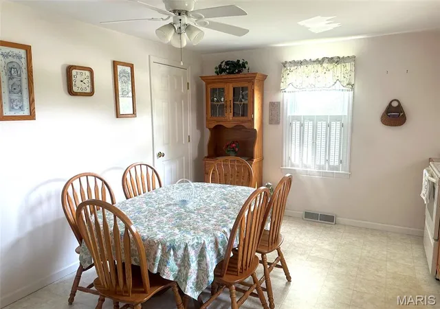 Photo 3 of Single family home for sale at 1174 Bieker Rd, Washington, MO 63090 | MLS# MIS26047236 | Listing updated on 2026-08-27