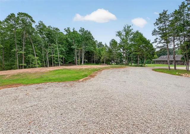 3rd image of 19218 Four Wheel Dr, Marthasville, MO 63357 | MLS# MIS26047263