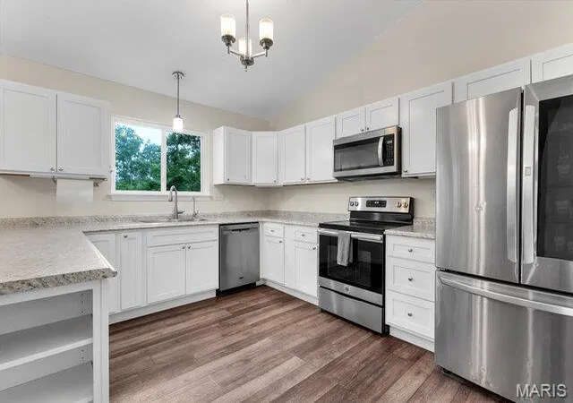 Photo 2 of Single family home for sale at 24990 Savannah Pl, Warrenton, MO 63383 | MLS# MIS26047274 | Listing updated on 2026-08-21