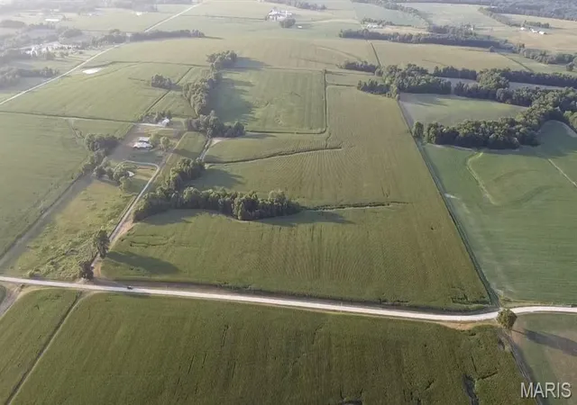 3rd image of 4509 Pike 451, Curryville, MO 63339 | MLS# MIS26047297
