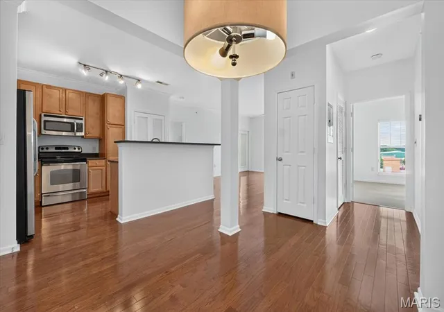 Photo 3 of Condo for sale at 1241 Strassner Dr #1505, Saint Louis, MO 63144 | MLS# MIS26047306 | Listing updated on 2026-08-04