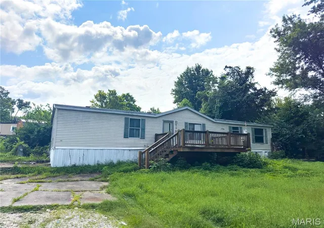 Photo 1 of Manufactured home for sale at 5592 Briarwood Dr, House Springs, MO 63051 | MLS# MIS26047317 | Listing updated on 2026-07-23