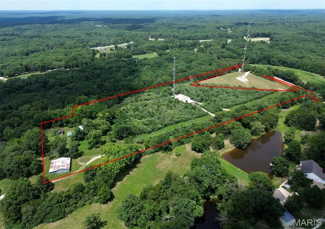 Photo 1 of Sale Pending at 22991 Arlo Farms Rd, Warrenton, MO 63383 | MLS# MIS26047331 | Listing updated on 2026-08-27