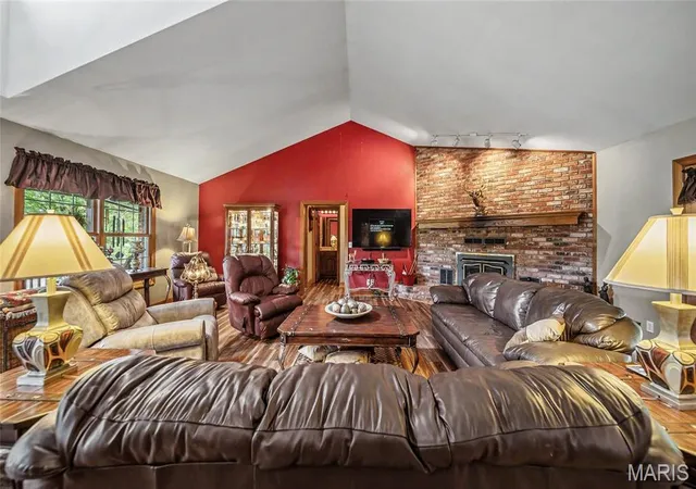 Photo 3 of House for sale at 1819 Madison 234, Fredericktown, MO 63645 | MLS# MIS26047334 | Listing updated on 2026-10-05
