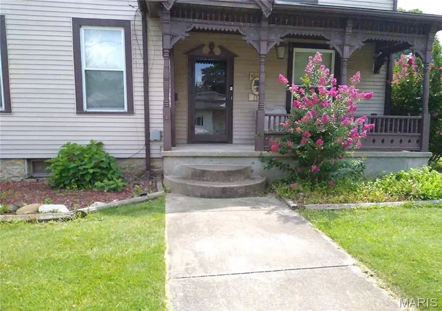 Photo 2 of Single family home for sale at 150 W 2nd St, Sparta, IL 62286 | MLS# MIS26047353 | Listing updated on 2026-08-04