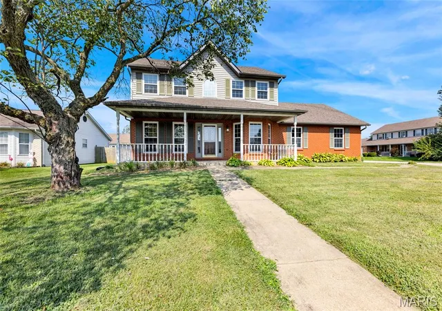 Photo 2 of Single family home for sale at 1503 Progress Ln, Belleville, IL 62221 | MLS# MIS26047361 | Listing updated on 2026-08-28
