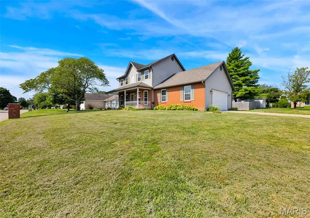 Photo 4 of Single family home for sale at 1503 Progress Ln, Belleville, IL 62221 | MLS# MIS26047361 | Listing updated on 2026-08-28