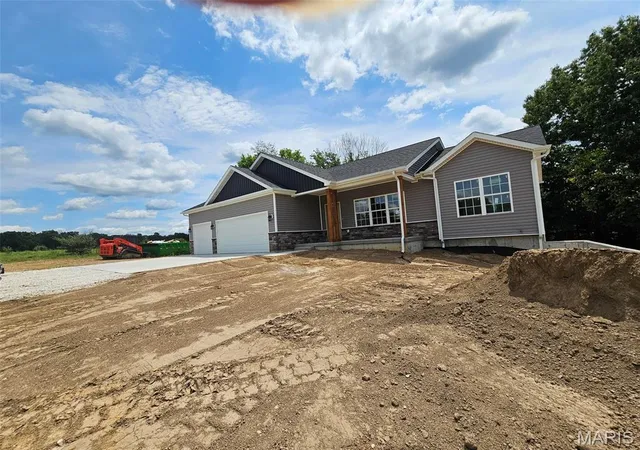 2nd image of 210 Hawkins Ridge Ct, Troy, MO 63379 | MLS# MIS26047363