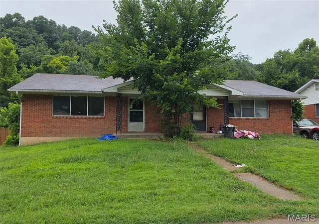1st image of 113 Elliott Dr #A & B, Waynesville, MO 65583 | MLS# MIS26047365
