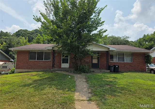 2nd image of 113 Elliott Dr #A & B, Waynesville, MO 65583 | MLS# MIS26047365