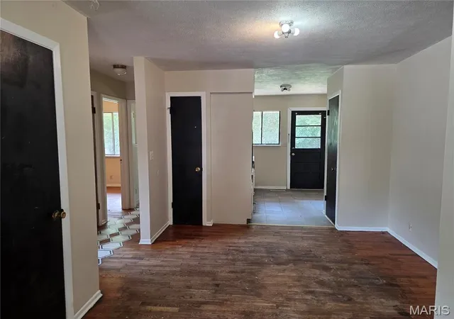 5th image of 113 Elliott Dr #A & B, Waynesville, MO 65583 | MLS# MIS26047365