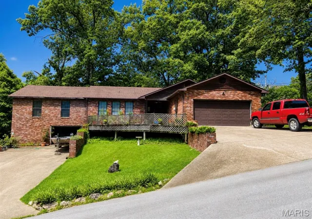 Photo 1 of Single family home for sale at 3 Fox Dr, Doniphan, MO 63935 | MLS# MIS26047409 | Listing updated on 2026-07-24