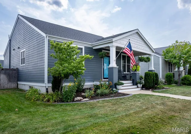 Photo 2 of Sale Pending at 3467 Wainwright St, Saint Charles, MO 63301 | MLS# MIS26047416 | Listing updated on 2026-09-05